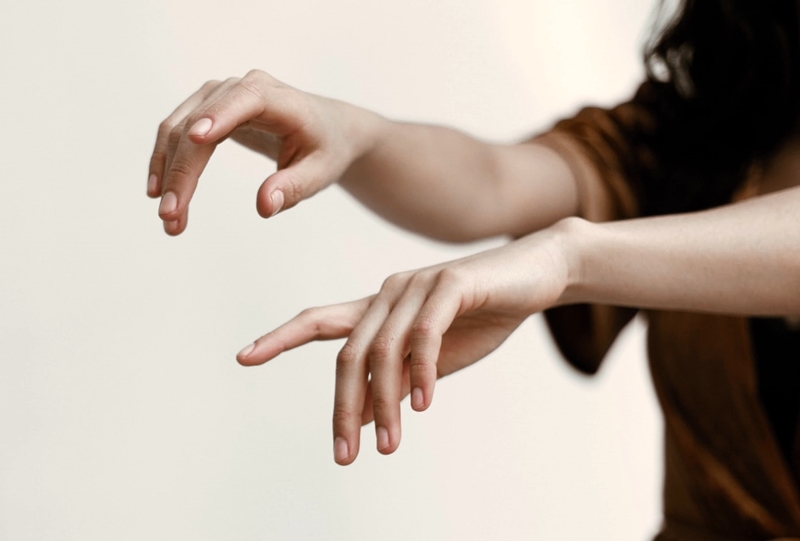 【初心者・独学者のための絵画練習法】人物画を描くためのデッサン練習法をご紹介します! | 白いキャンバス